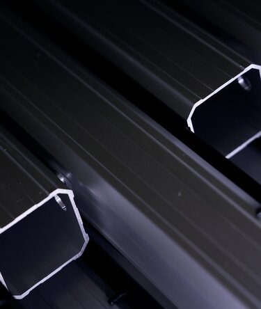 Production of the sturdy aluminium frame.